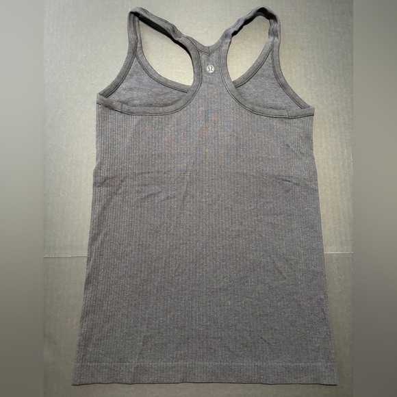 Lululemon Women's Ebb to Street Tank Top Light Support Black SZ 6 Yoga - Picture 3 of 4